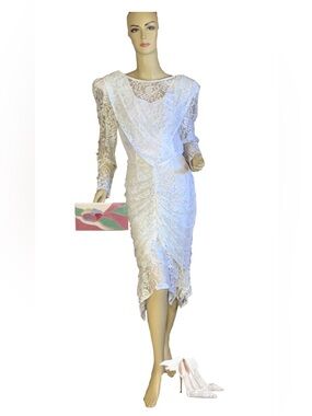 VINTAGE 1980'S WHITE LACE FREDERICK'S OF HOLLYWOOD DRESS (9/S)
